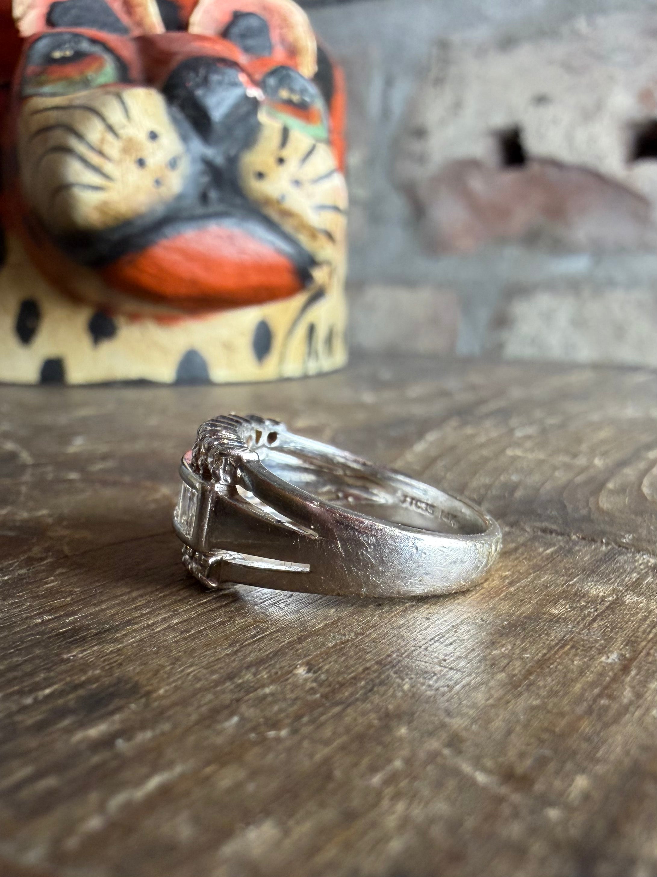 14k Carre Cut Diamond Ring